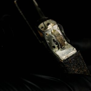 Zippo Xưa 1943 – 1945 – World War II – Black Crackle – Bản Lề 3 Chấu 18