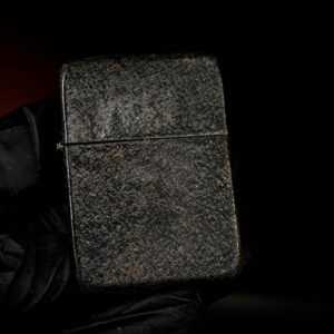 Zippo Xưa 1943 – 1945 – World War II – Black Crackle – Bản Lề 3 Chấu