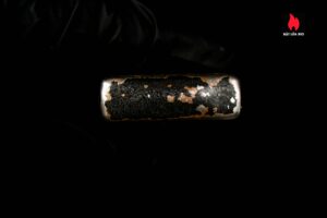 Zippo Xưa 1943 – 1945 – World War II – Black Crackle – Bản Lề 3 Chấu – Cũ 16
