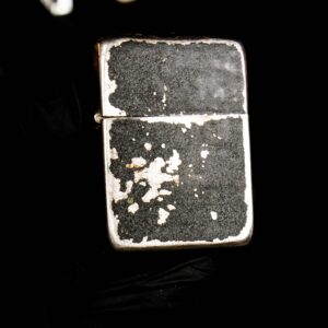 Zippo Xưa 1943 – 1945 – World War II – Black Crackle – Bản Lề 3 Chấu – Cũ 4