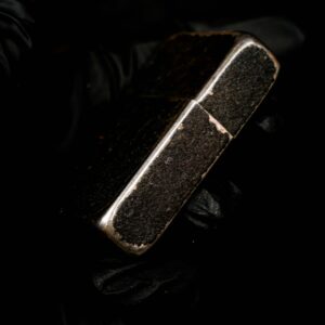 Zippo Xưa 1943 – 1945 – World War II – Black Crackle – Bản Lề 3 Chấu – Cũ 7