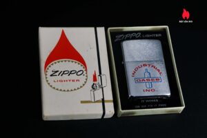Zippo Xưa 1965 – Gulf Gas & OilS 1