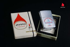 Zippo Xưa 1965 – Gulf Gas & OilS 2
