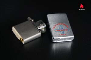 Zippo Xưa 1965 – Gulf Gas & OilS 8
