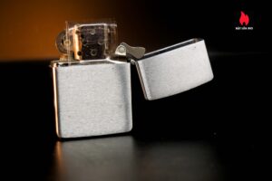 Zippo Xưa 1969 – Detroit Diesel – R & L Diesel 6