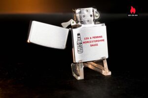 Zippo Xưa 1970 – Lea & Perrins Worcestershire Sauce 12