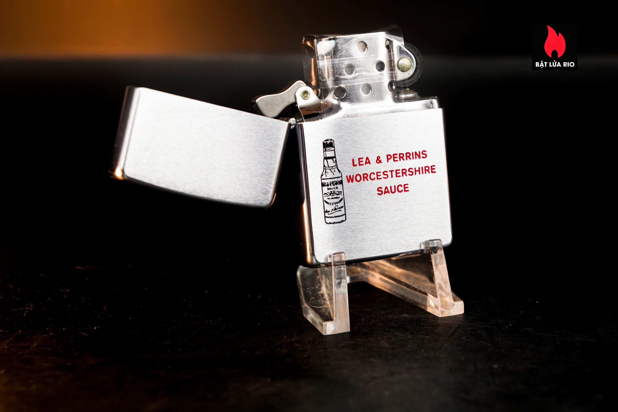 Zippo Xưa 1970 – Lea & Perrins Worcestershire Sauce 12