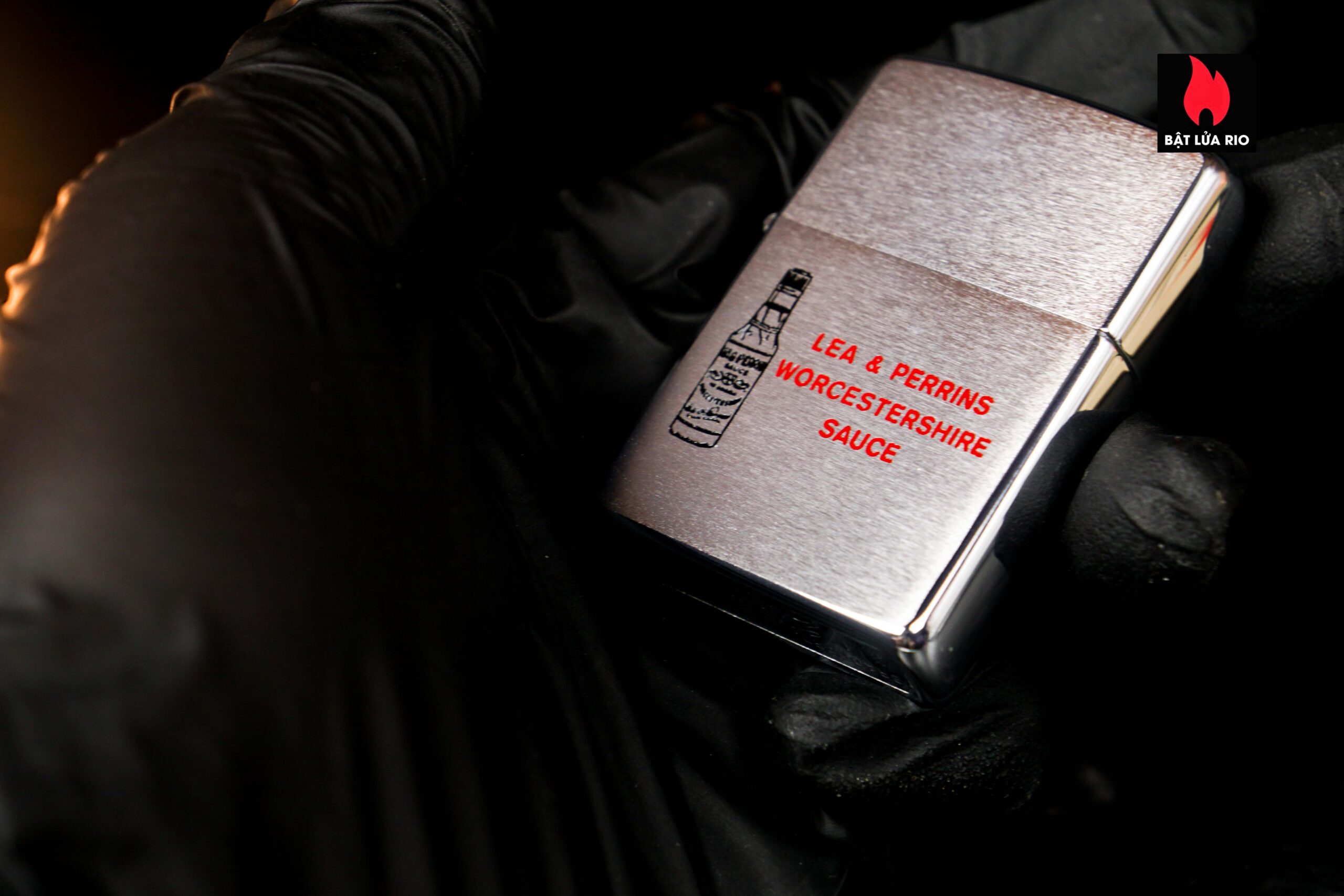 Zippo Xưa 1970 – Lea & Perrins Worcestershire Sauce 19