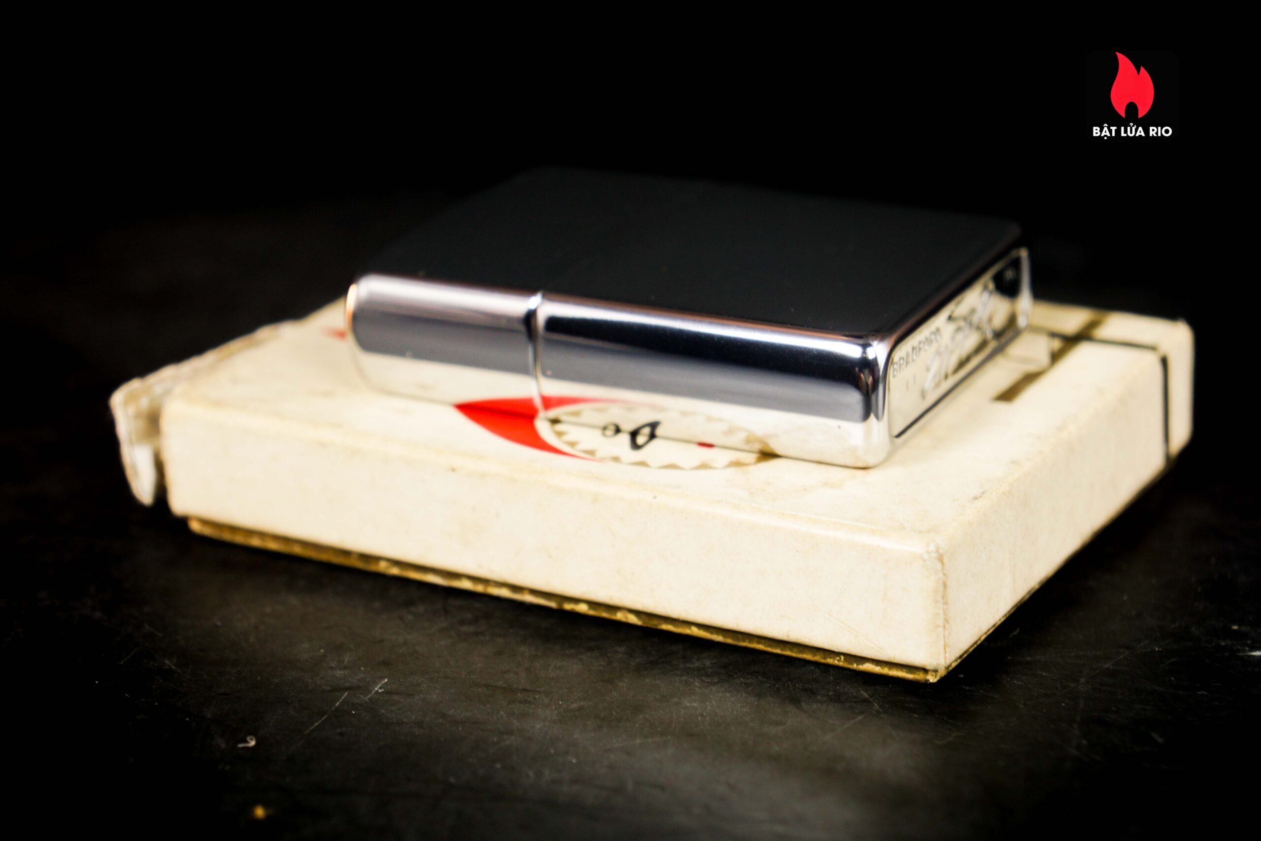 Zippo Xưa 1970 – Lea & Perrins Worcestershire Sauce 6