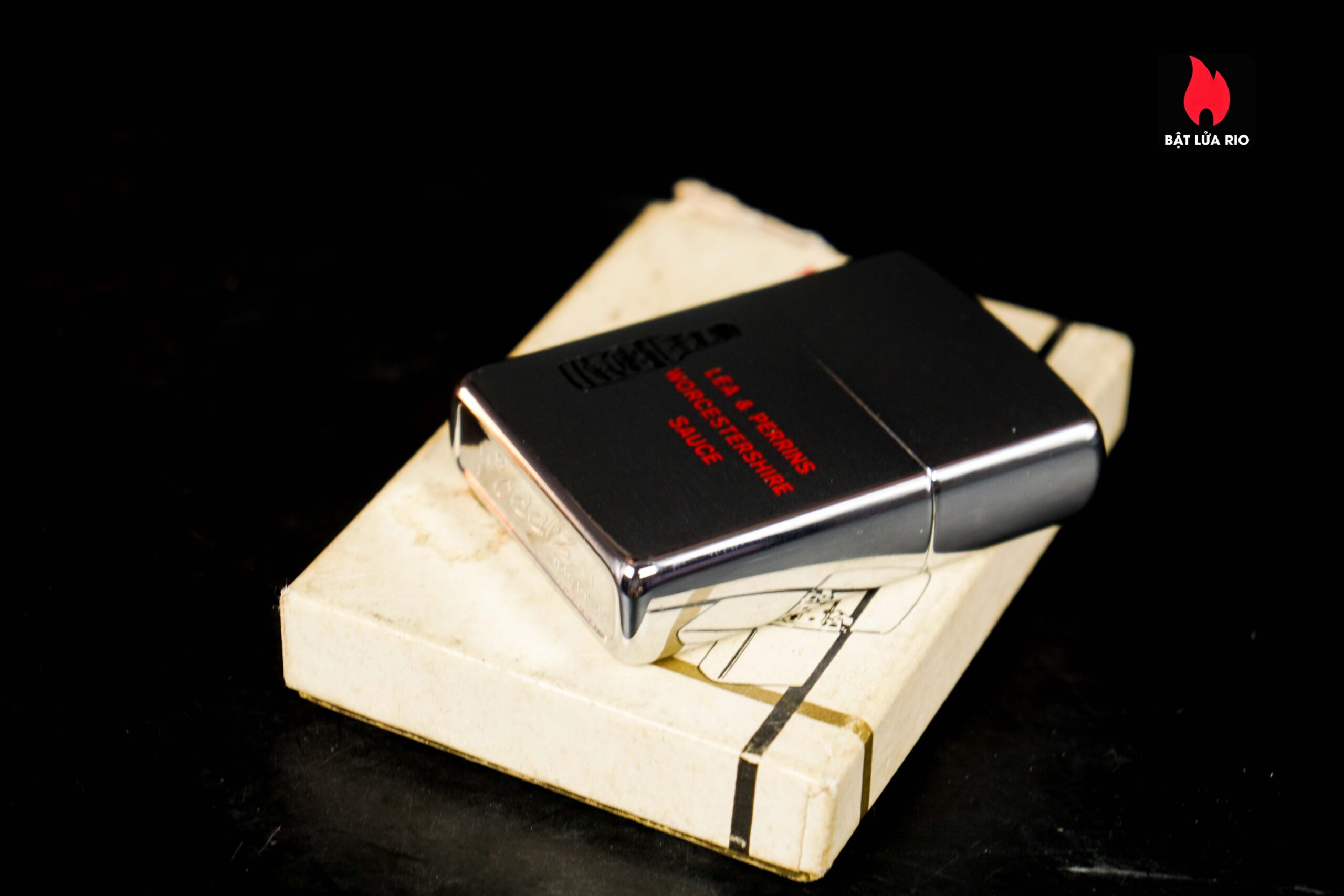 Zippo Xưa 1970 – Lea & Perrins Worcestershire Sauce 7