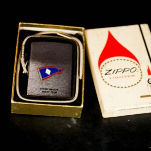 Zippo Xưa 1975 – LossProof – Stony Brook Yacht Club 1