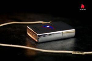 Zippo Xưa 1975 – LossProof – Stony Brook Yacht Club 7