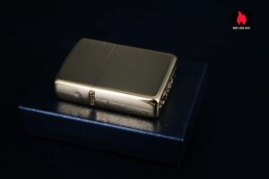 Zippo 2019 Armor High Polish Gold Plate 4
