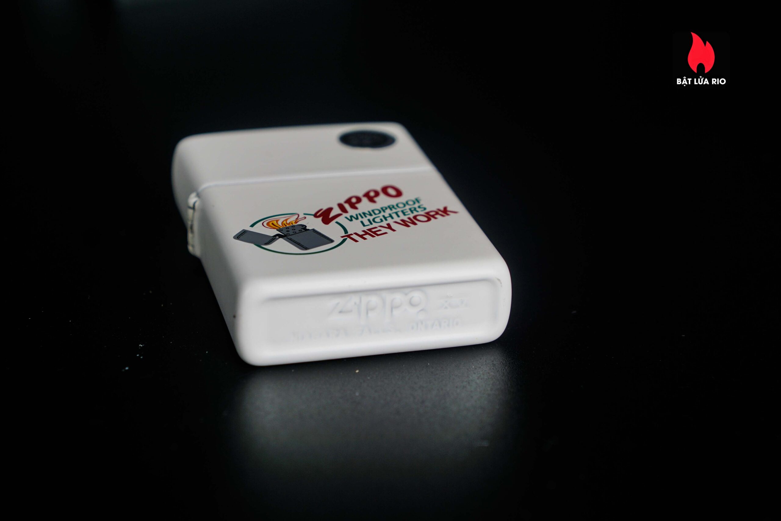 Zippo Canada 1999 – Canada Collectible White Matte – Limited 0345/4000 11