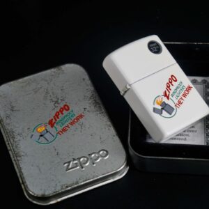 Zippo Canada 1999 – Canada Collectible White Matte – Limited 0345/4000 2
