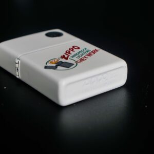 Zippo Canada 1999 – Canada Collectible White Matte – Limited 0345/4000 7