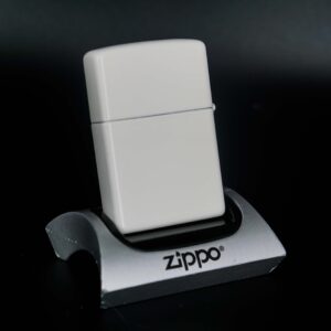 Zippo Canada 1999 – Canada Collectible White Matte – Limited 0345/4000 9