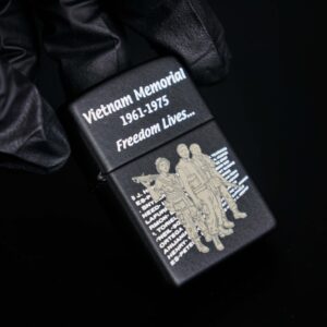 Zippo La Mã 1999 – VIETNAM Memorial 1961-1975 Freedom Lives 8