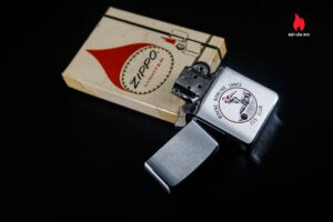 Zippo Xưa 1961 – Athens Bowling Lanes 5