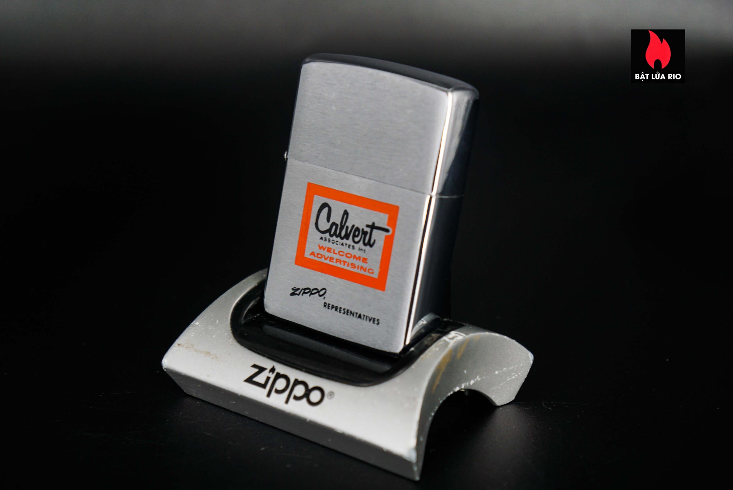 Zippo Xưa 1963 – Salesman Zippo – Calvert Associates Welcome Advertising 12