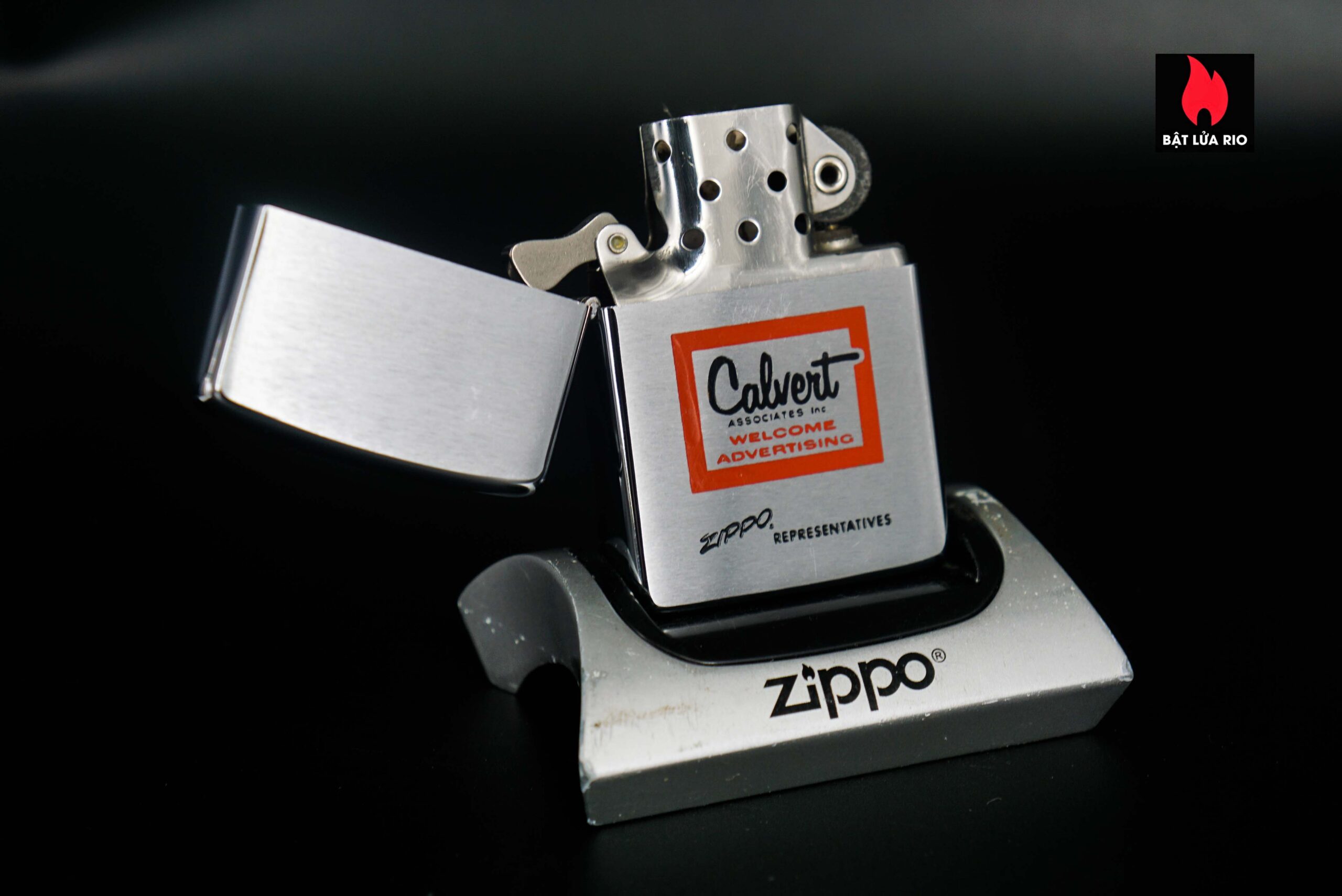 Zippo Xưa 1963 – Salesman Zippo – Calvert Associates Welcome Advertising 13