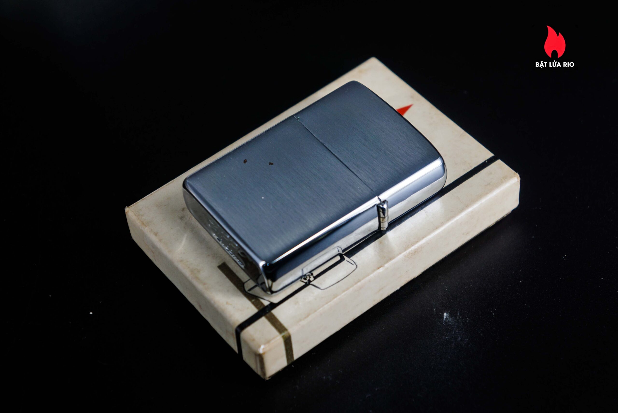 Zippo Xưa 1964 – Reddy Kilowatt Empire 3