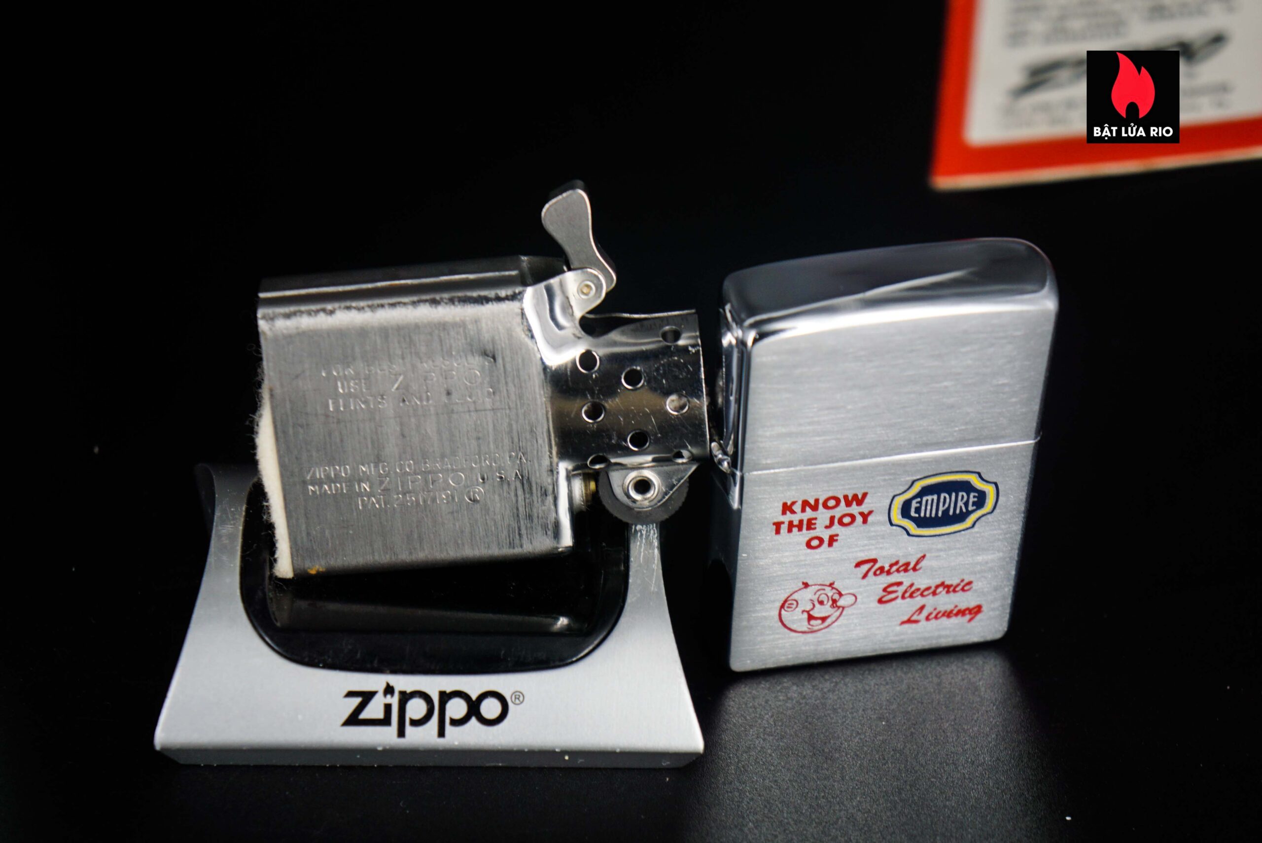 Zippo Xưa 1964 – Reddy Kilowatt Empire 7