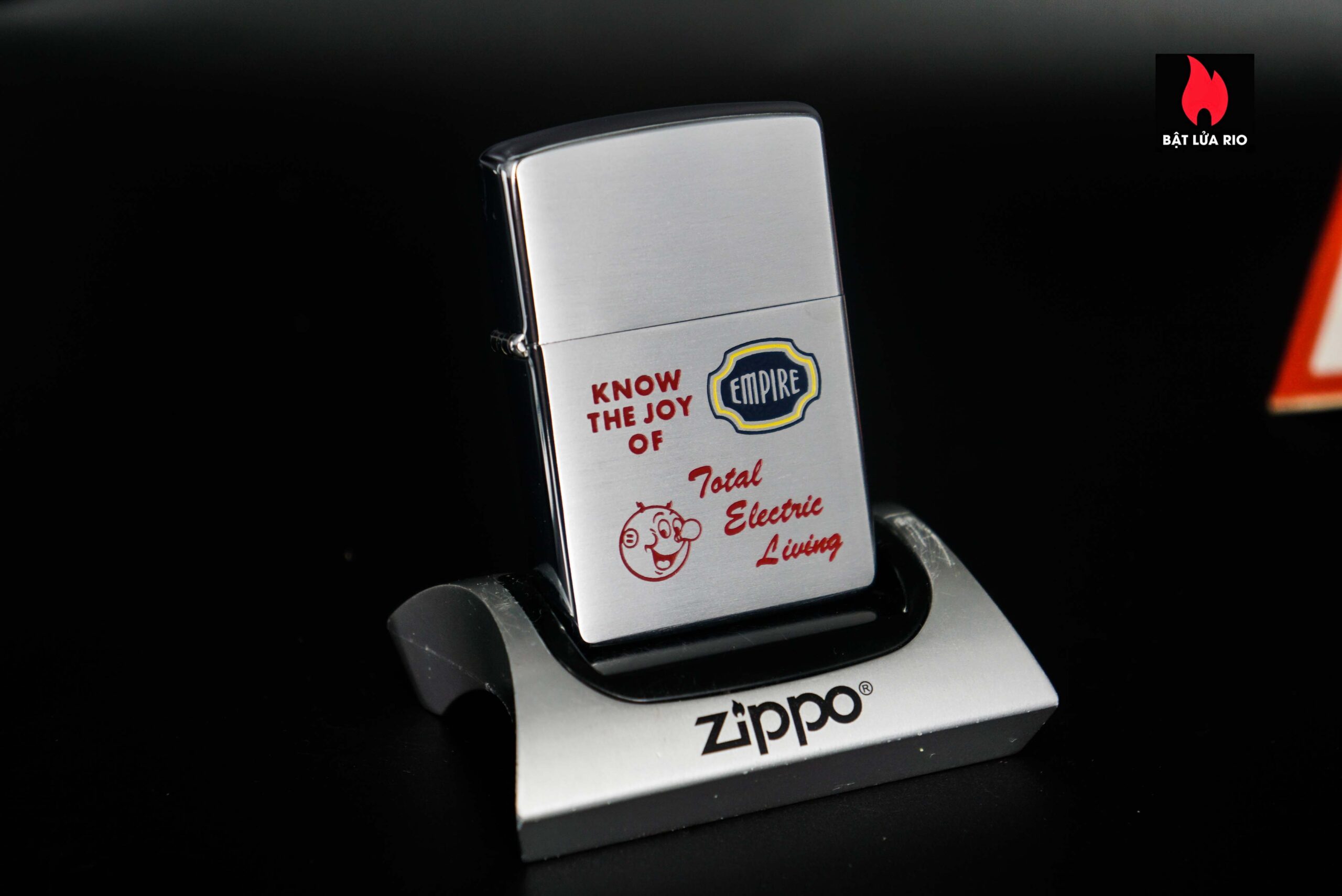 Zippo Xưa 1964 – Reddy Kilowatt Empire