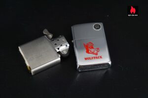 Zippo Xưa 1971 – NC State Wolfpack 8