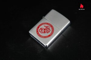 Zippo Xưa 1974 – U.S. Marine Corps Bicentennial 11