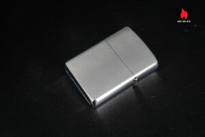 Zippo Xưa 1974 – U.S. Marine Corps Bicentennial 14