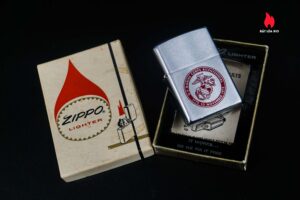 Zippo Xưa 1974 – U.S. Marine Corps Bicentennial 2