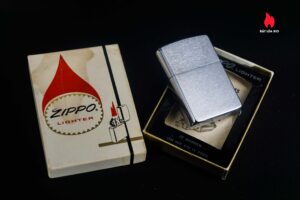 Zippo Xưa 1975 – American Embassy Paris 3