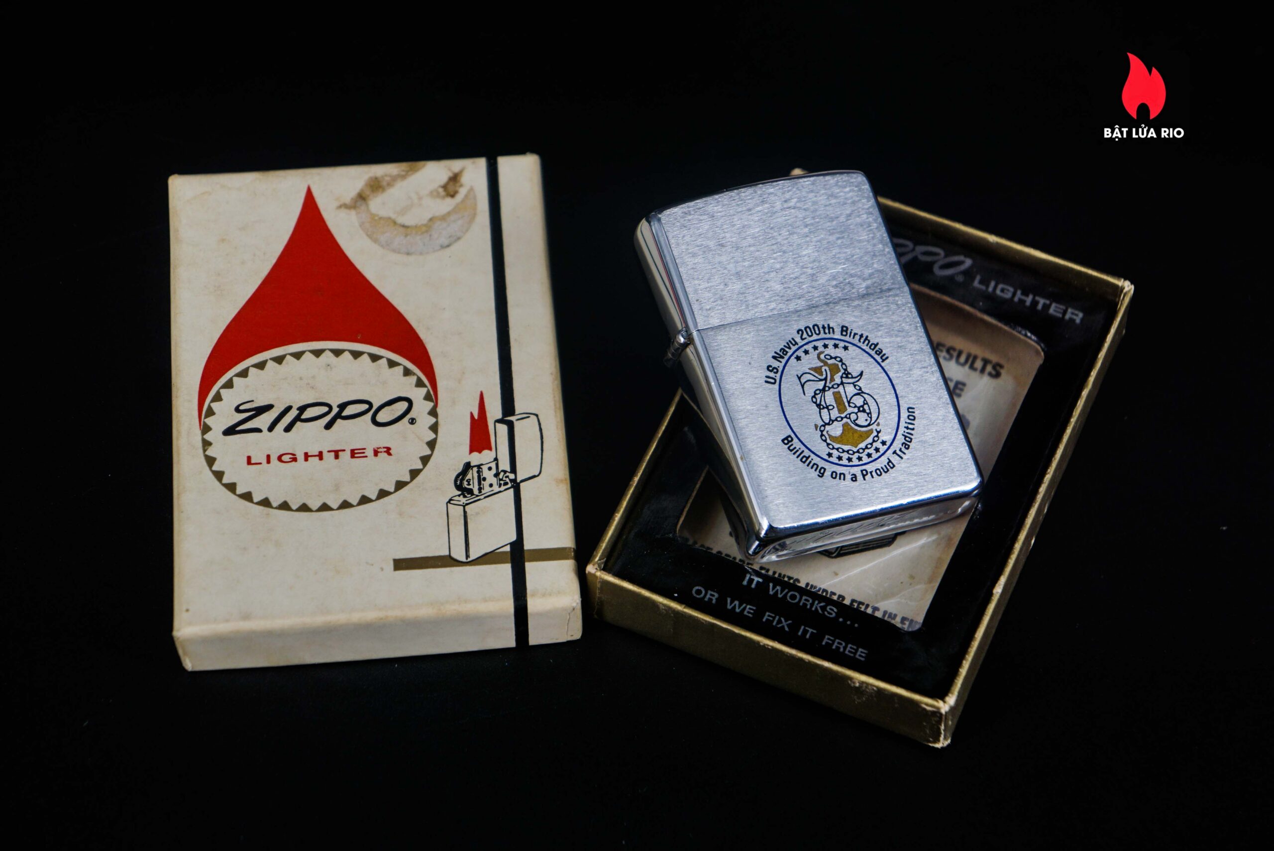 Zippo Xưa 1975 – U.S. Navy 200th Birthday - Building on a Proud Tradition