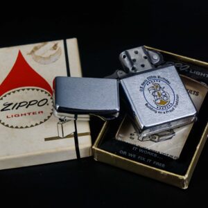 Zippo Xưa 1975 – U.S. Navy 200th Birthday - Building on a Proud Tradition 3