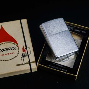 Zippo Xưa 1977 – Skier Skiing Ski Scene – Sport Serries 3