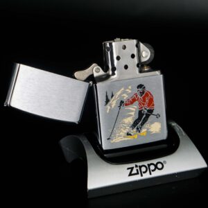 Zippo Xưa 1977 – Skier Skiing Ski Scene – Sport Serries 8