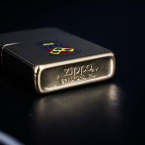 Zippo Xưa 1980 – Golden Elegance Diagonal Swirl Regular – USS Roanoke AOR-7 5