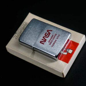 Zippo Xưa 1980 – NASA Kennedy Space Center 4