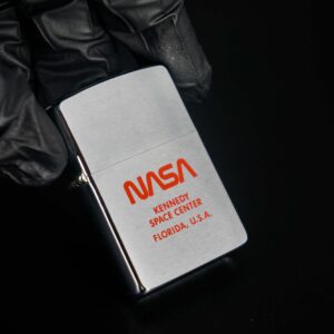 Zippo Xưa 1980 – NASA Kennedy Space Center 8
