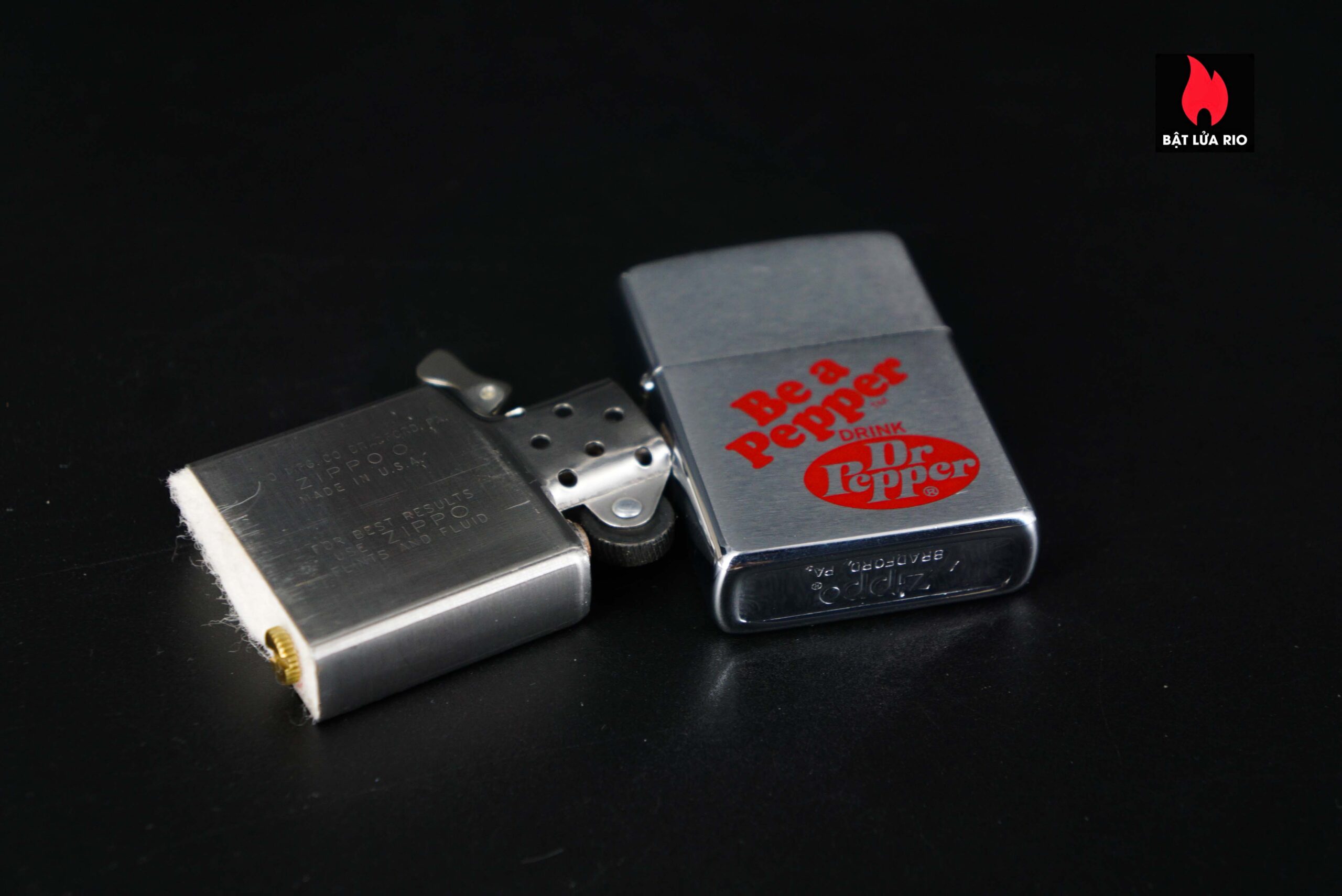 Zippo Xưa 1981 – Dr Pepper 4 Zippo Xưa 1981 – Dr Pepper 7