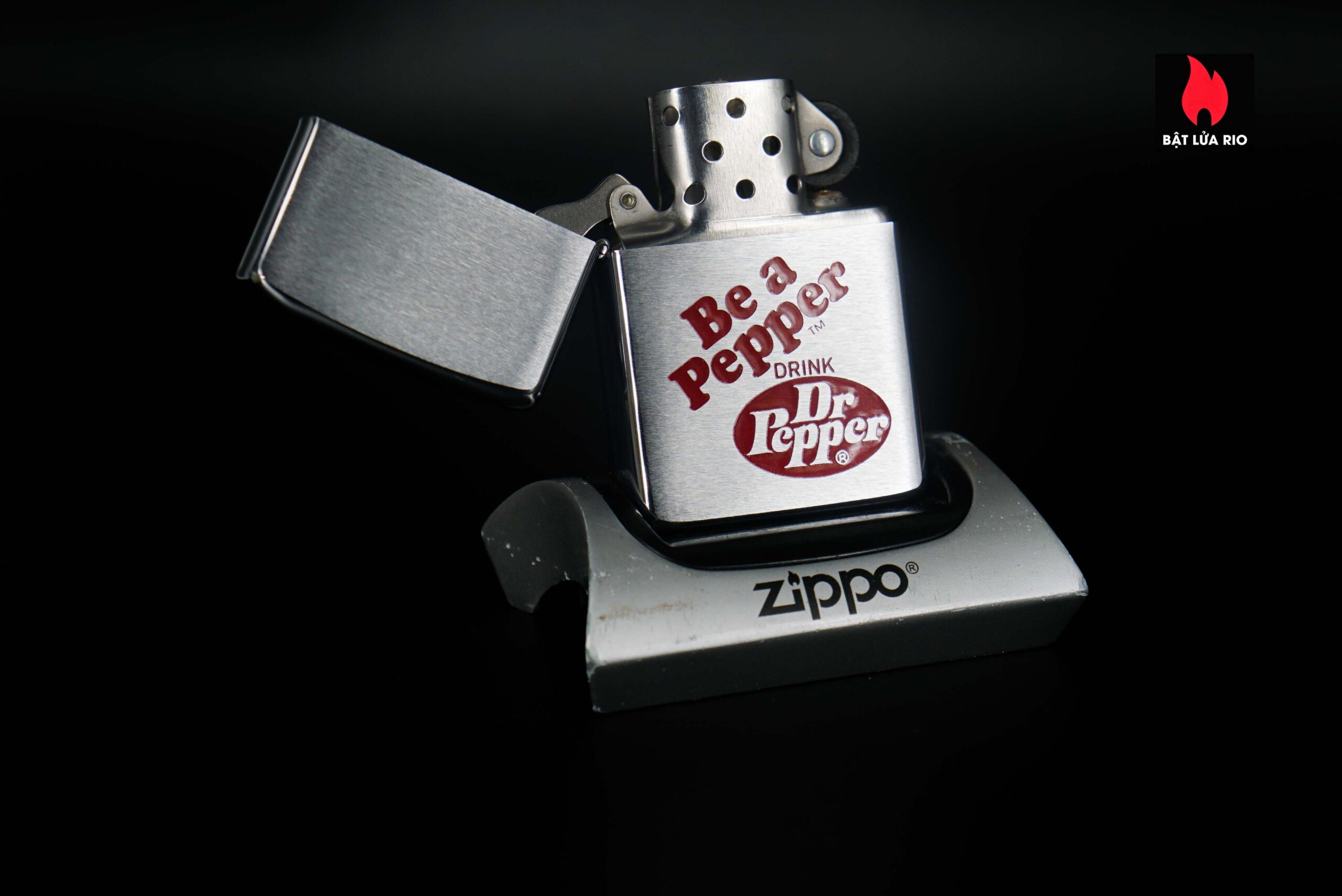 Zippo Xưa 1981 – Dr Pepper 3 Zippo Xưa 1981 – Dr Pepper 8