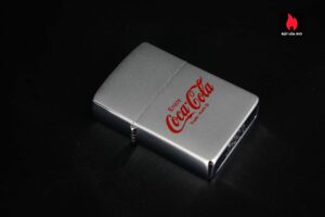 Zippo Xưa 1982 – Enjoy Coca-Cola Trade-Mark 4