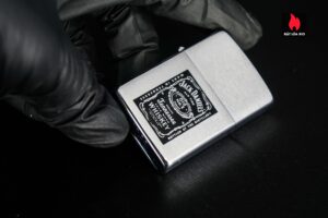 Zippo Xưa 1982 – Jack Daniel’s Tennessee Whiskey 5
