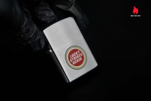Zippo Xưa 1982 – Lucky Strike "Lucky Strikes Again" 10