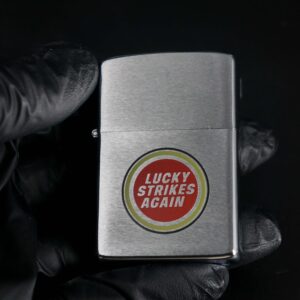 Zippo Xưa 1982 – Lucky Strike "Lucky Strikes Again" 14