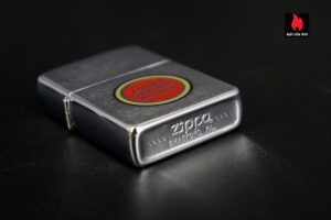 Zippo Xưa 1982 – Lucky Strike "Lucky Strikes Again" 8