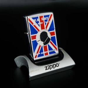 Zippo La Mã 1995 – VE Day 50th Anniversary – Winston Churchill