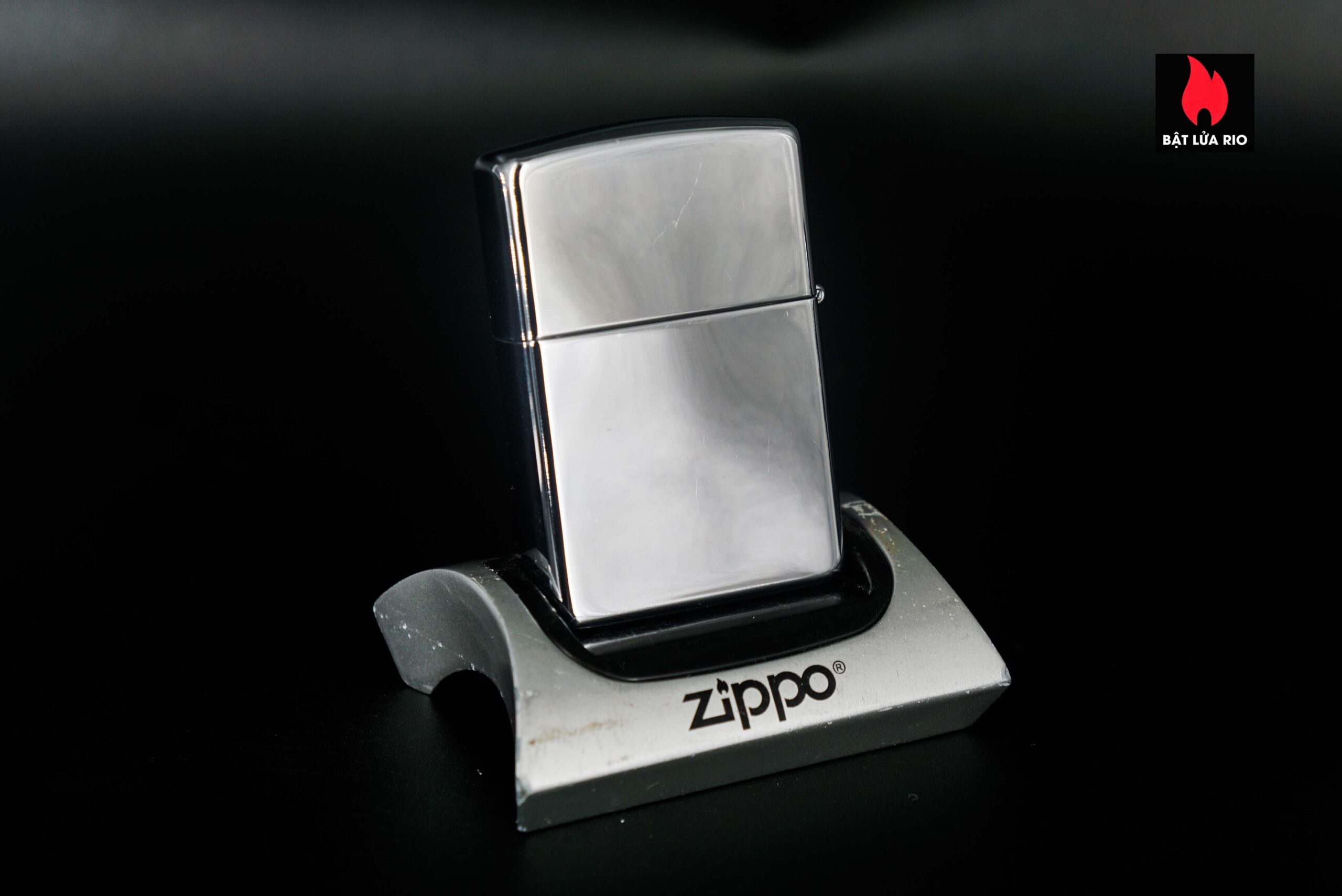 Zippo La Mã 1995 – VE Day 50th Anniversary – Winston Churchill 6