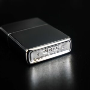 Zippo La Mã 1995 – VE Day 50th Anniversary – Winston Churchill 9